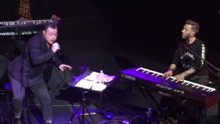 Sin Bandera canta "Amor Real" [concierto acústico Latín Grammy's]