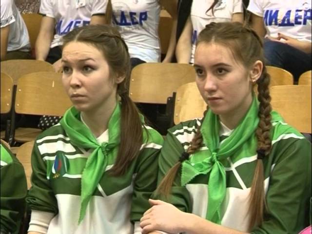 На сцене школы №9 – министры 