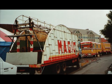 Magic Circus en tournée convoi  Zelzate , démontage , montage chapiteau 1994.