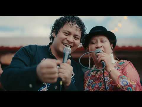 Los Zhunaulas Ft. Deleites Andinos - Muriendo de amor (Video Oficial)