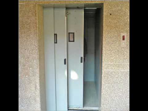 Collapsible Manual Door Elevators