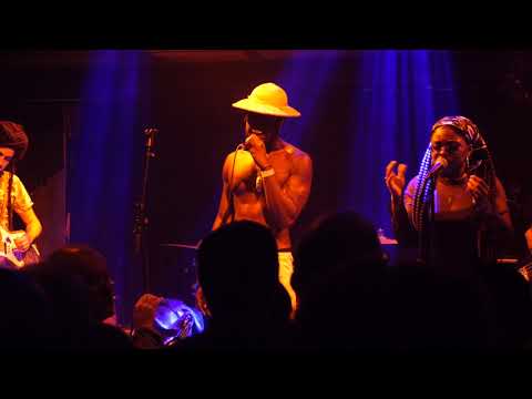 Afrikan Boy - ft Debra Ohalete Say what's on your mind Live at the Jazz Cafe London