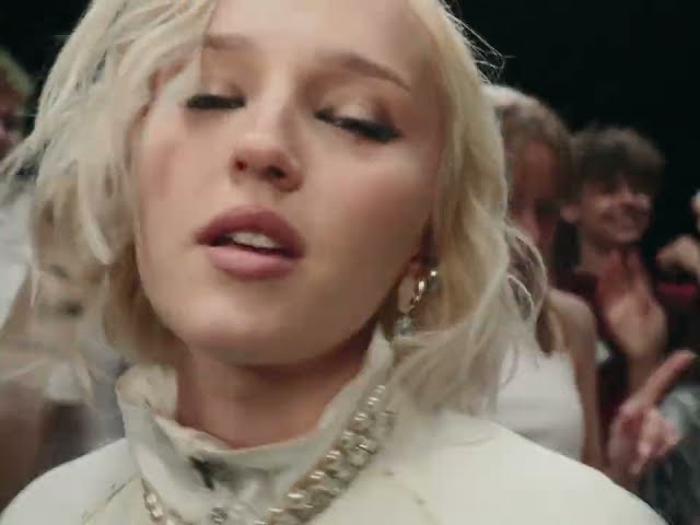Video zu 'Aioli' ansehen Video zu 'Aioli' ansehen