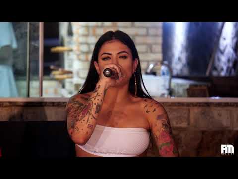 MC MARCELLY - AMIGO DO PEITO E COLETE