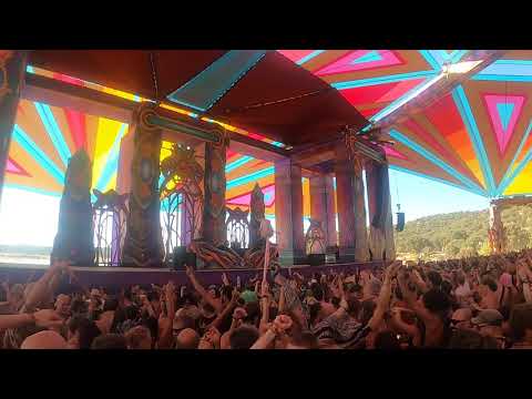 Filteria and Anoebis - What a crazy dancefloor