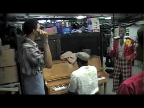 Play video