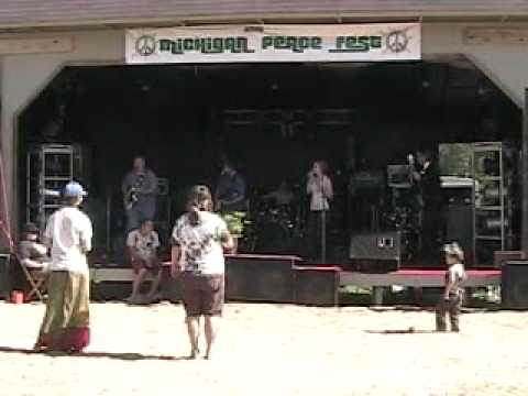 Sypian brothers band Shakedown Street Michigan peace fest 2009