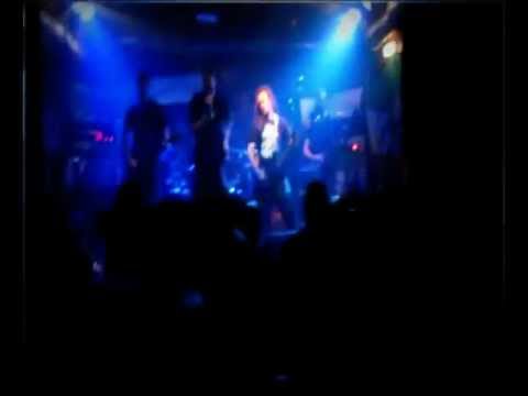 My Own Children's Drink - die Menge rastet aus bei: "PPP" live im AJZ Bahndamm 2010