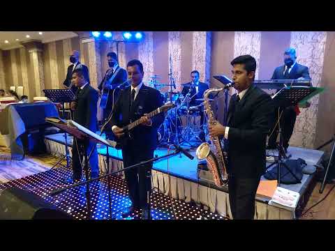 Aruna kirana sale Cover by jeewaka perera (අරුන කිරණ සැලි)