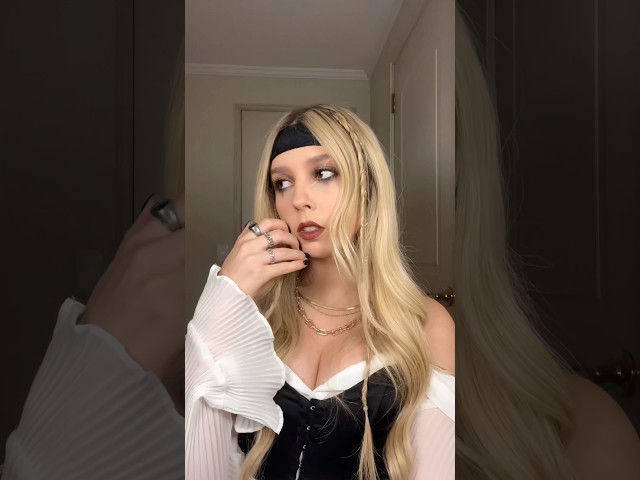 Vídeo relacionado con EAVUYIS 2 Pares Cute Halloween Pirata Calavera Pendientes Colgante Charms Moda Joyería Para Mujer Niña Regalo