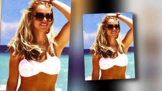 Download lagu Britney Spears Shows Off X Factor in Bikini on MSN Video mp3