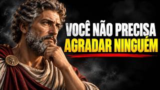 PARE DE TENTAR AGRADAR TODO MUNDO E RECUPERE SUA LIBERDADE | ESTOICISMO