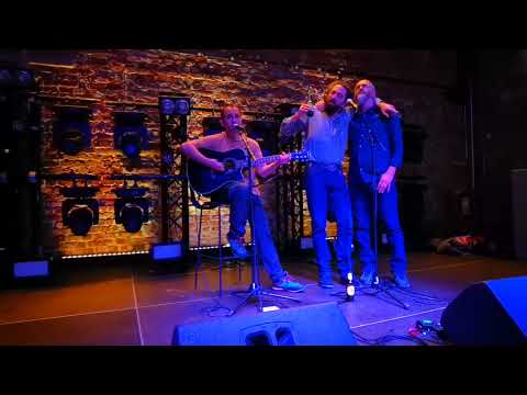 Supa, Gaza & Iustin - Fosta Iubire (Muzica & versuri:  Valeriu Penisoara)