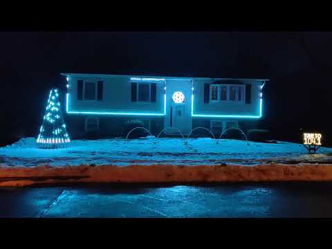 2019 Thompson Family Light Show (Please Skip to 1:30 for beginning of show)