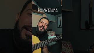 Tudo que vc precisa é saber as passagens certas  dos acordes !