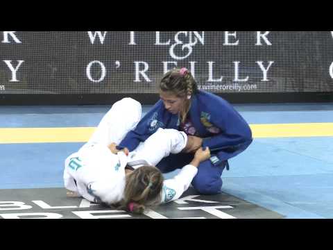 Beatriz de Oliveira Mesquita vs Angelica Cabral Firme Galvao