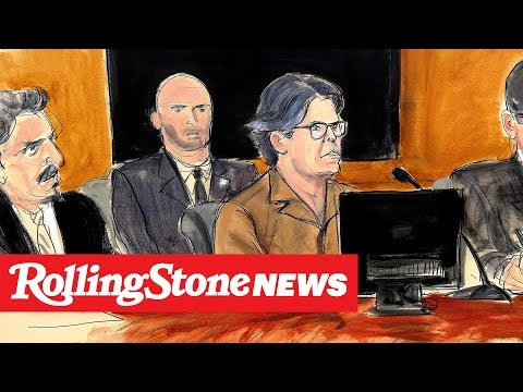 download lagu mp3 mp4 Kristin Kreuk Rolling Stone, download lagu Kristin Kreuk Rolling Stone gratis, unduh video klip Kristin Kreuk Rolling Stone