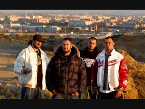 Doble V y Supernafamacho-Quiero quiero