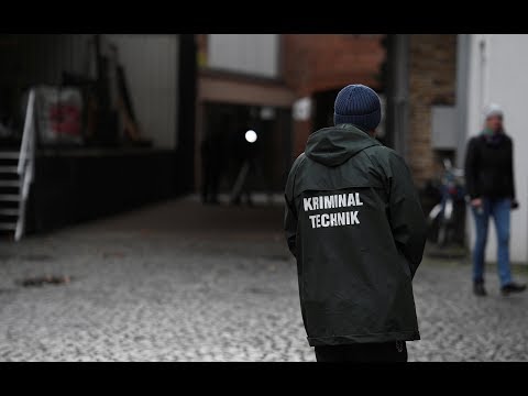 ATTACKE AUF AFD-MANN: Heftiger Stoß - keine Tritte oder Kantholz