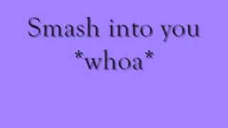 Beyoncé - Smash Into You (lyrics)