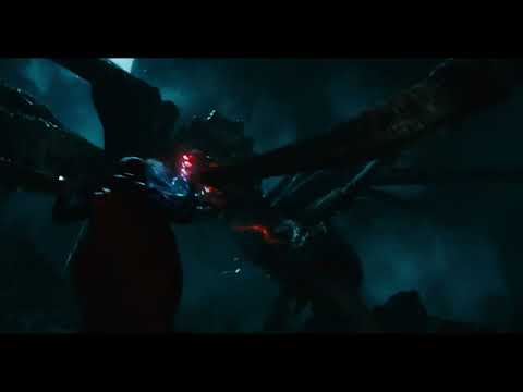 Superman fights a giant spider!