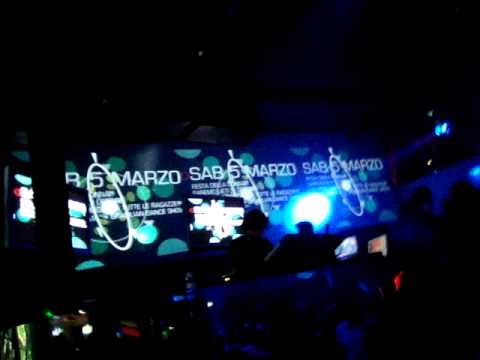 Dj FABRIZIO FATTORI LIVE @ STARGATE 26 FEBBRAIO 2011 Parte 3