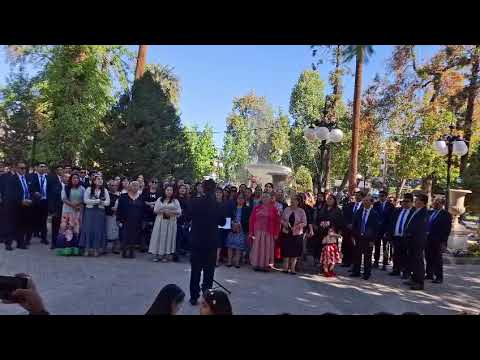 La vida se va como el viento. Coro IEP Llay Llay, Chile, de visita en IEP San Felipe.