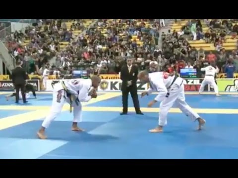 Bernardo Faria vs Erberth Santos  2015 IBJJF Worlds Absolute