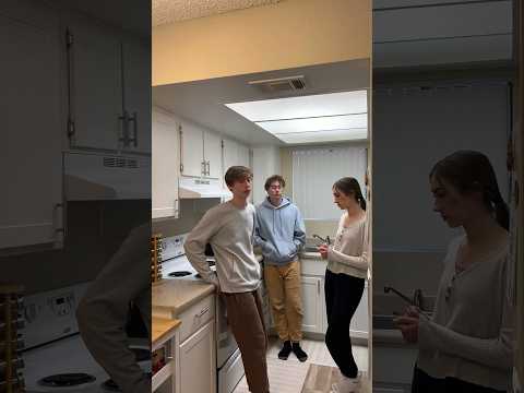 Kitchen harmony, I’m a creep #singing #singingreels #singingvideos #siblings #coversong #imacreep