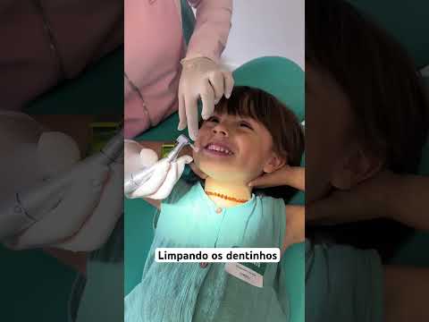Cleaning the teeth 😁 #dentist #kids #motherhood