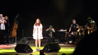 Clarice Falcão - A Gente Voltou @ Centro de Convenções de Curitiba 07.09.2013