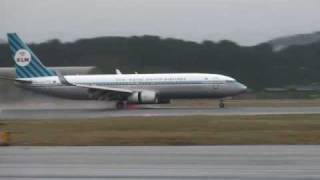 preview picture of video 'KLM's Retro B737-800 landing at Sola'