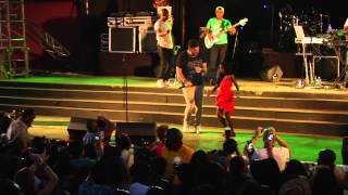 micasa performing "La Vida" @ B&W 41, Feb 2013, Nairobi, Kenya