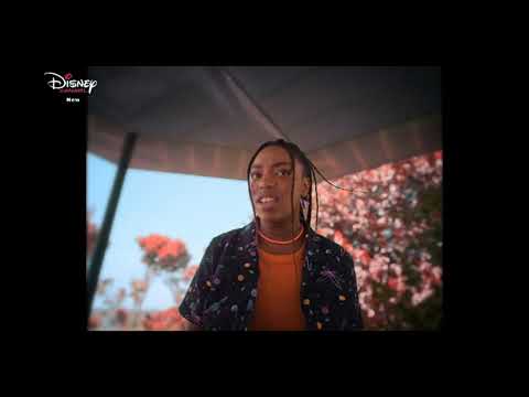 Ayla y Los Mirror - Báilalo lento | Clip Musical | Czech TV