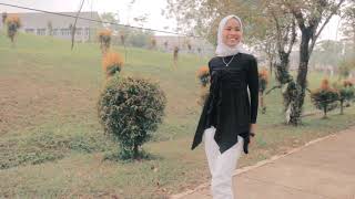 Download lagu KELOK 9 By Uda Afdan ft Hikmah Regina mp3 Download lagu KELOK 9 By Uda Afdan ft Hikmah Regina mp3