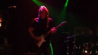 Andy Timmons Live: "Turn Away"