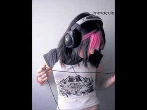 dj_mustix vs the why are remixx