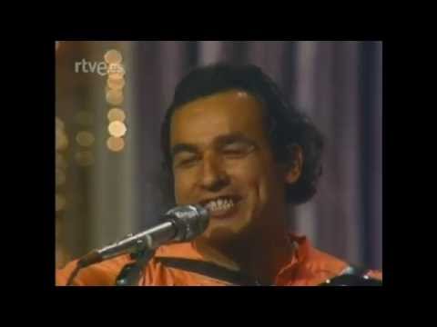 Carlos Mejia Godoy y Los de Palacagüina - La viejita de Mozambique