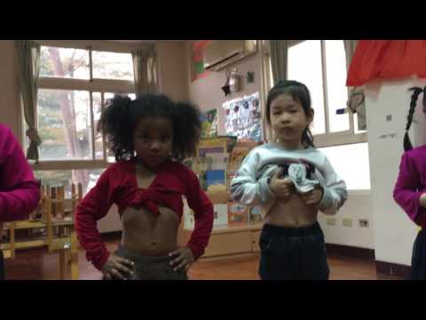 Kids Bellydance-Joyce老師