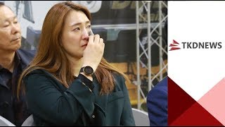 태권도 여제 황경선, 눈물의 은퇴식...코트와 작별