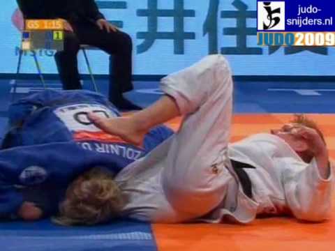 Judo 2009 Rotterdam: Urska Zolnir (SLO) - Elisabeth Willeboordse (NED) [-63kg] golden score.