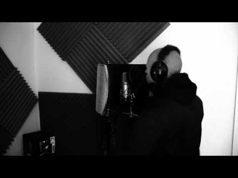 ENGLISH FRANK - Spitting over Drum n Bass #Frankondrums