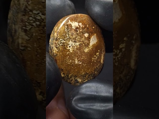 حجر عقيق داؤدي طبيعي