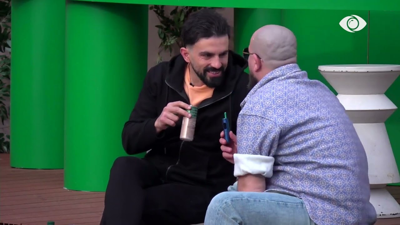 Ajo ka ardhur për.../ Gerti bisedon me Aldon për Krisën