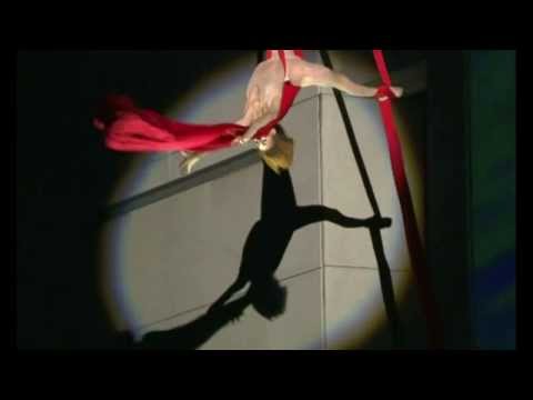 Cirque du Soleil : Mathieu Lavoie - '' Let Me Fall ''.