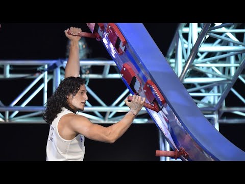 Daniel Gil at the Vegas Finals: Stage 3 - American Ninja Warrior 2019