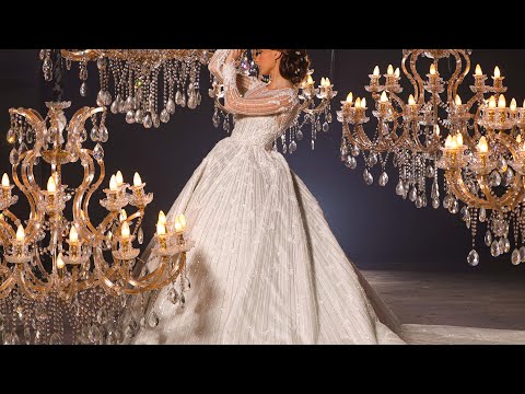 Botanical Line by Osamah and Hanan F/W 2021 #inspirasigaunpernikahan #weddinggown #bride #bridal