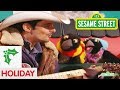 Sesame Street: Jingle Bells with Brad Paisley and Grover