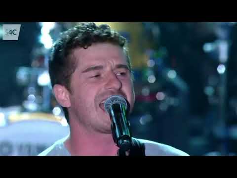 Yws Gwynedd - Disgyn Am Yn Ôl (Gig y Pafiliwn 2017)