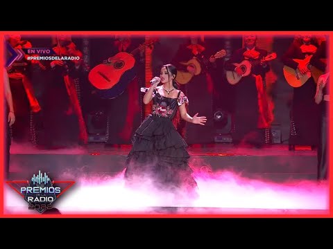 🎵 Becky G- Mamiii en Vivo Mariachi en Premios de la Radio 2022